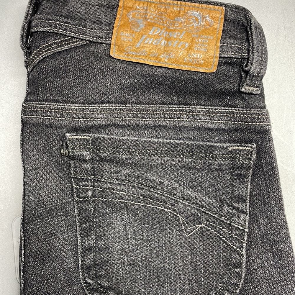 Diesel Industry Thanaz Skinny Jeans - Picture 7 of 9